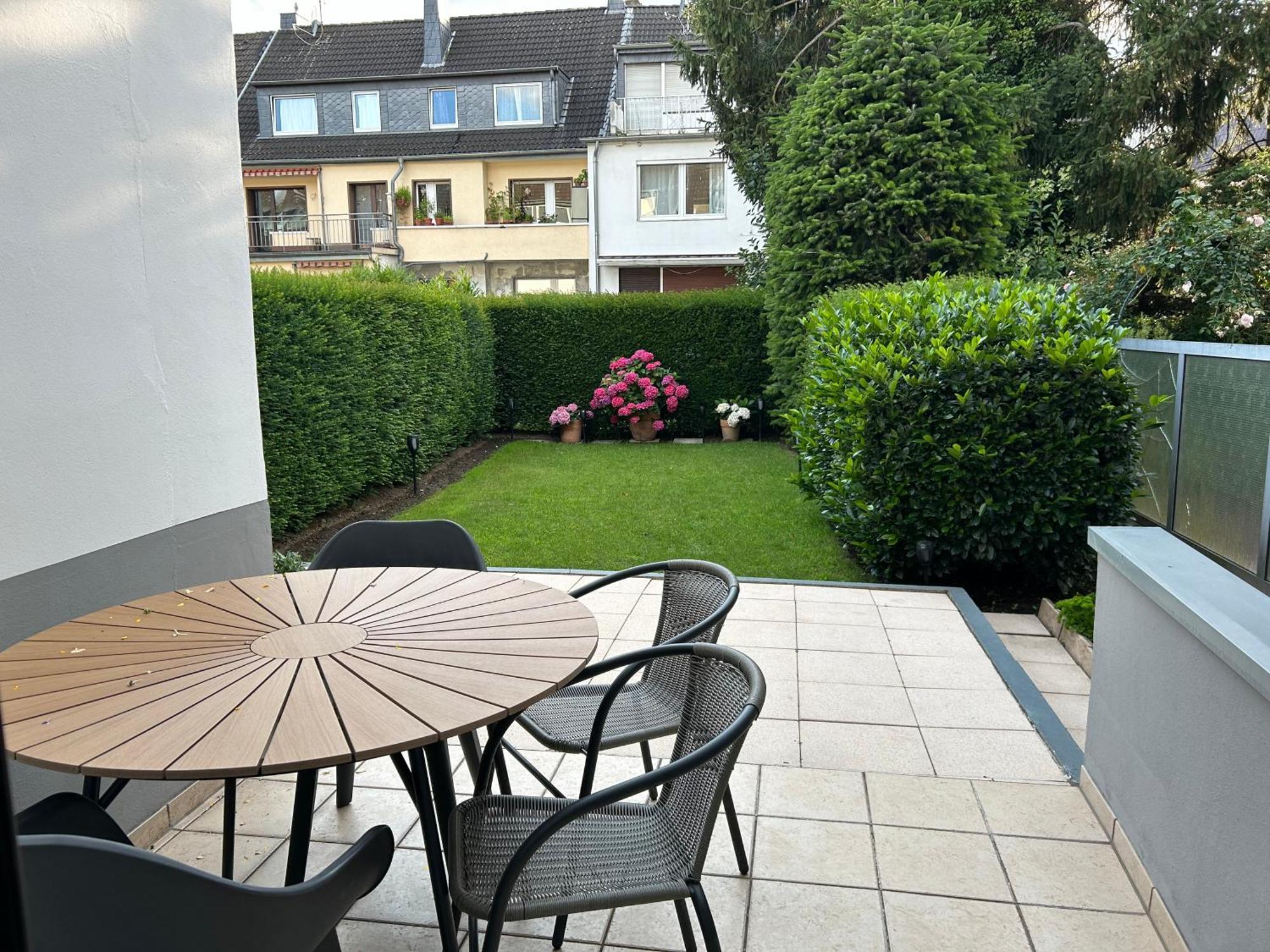 Casa Commodore Naehe Messe Apartment Dusseldorf